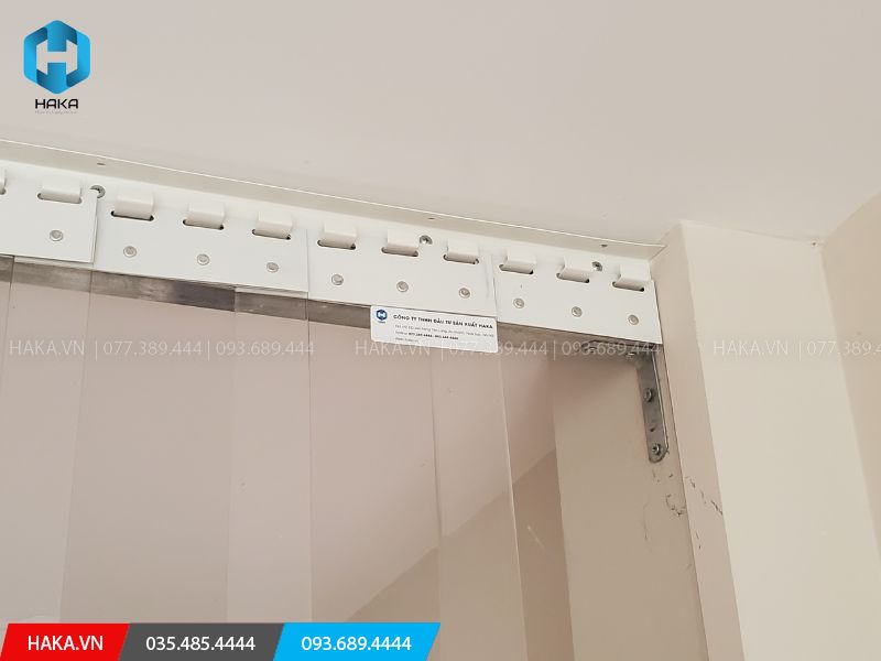 cach-ve-sinh-rem-nhua-pvc-ngan-lanh-dieu-hoa cách vệ sinh rèm nhựa PVC ngăn lạnh điều hòa