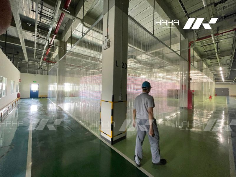 rèm nhựa PVC phân khu nhà xưởng sản xuất
