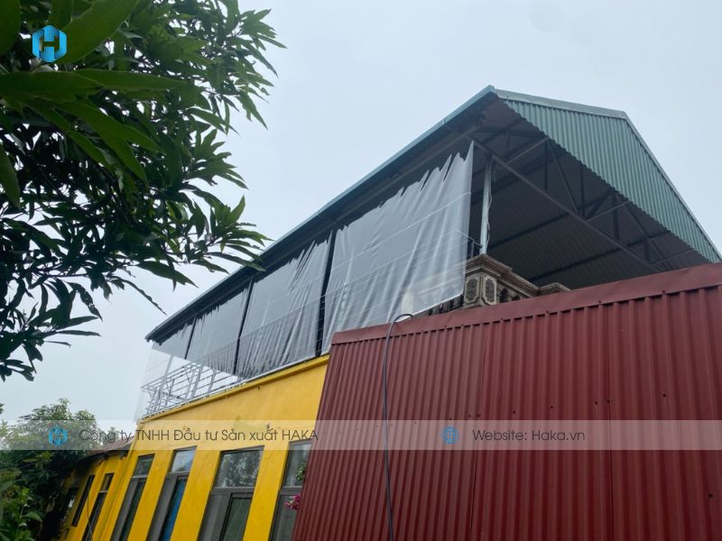 ứng dụng rèm cuốn nhựa PVC trong suốt
