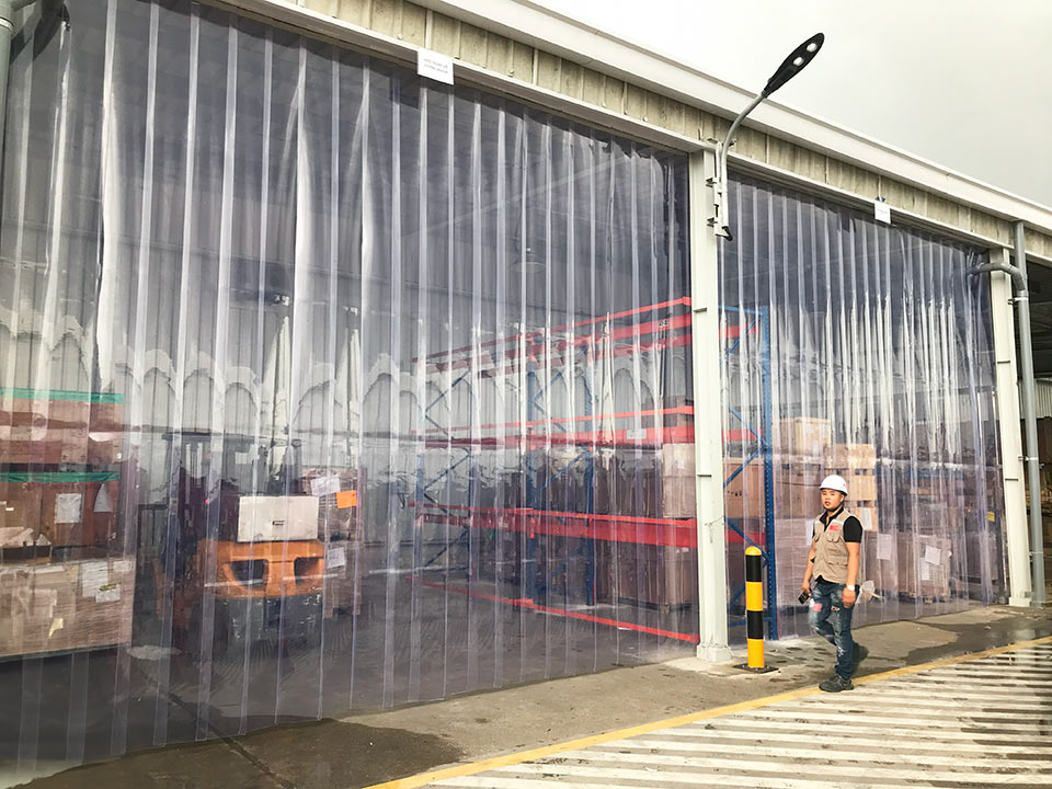 Rèm nhựa PVC được ứng dụng rộng rãi tại các khu công nghiệp