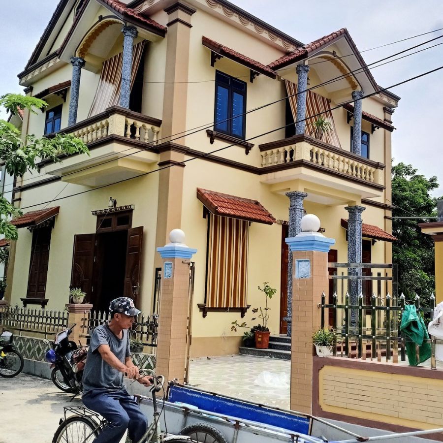 rèm che nắng ban công tự cuốn giá rẻ