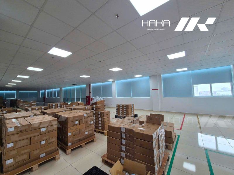 ưu điểm rèm cuốn trơn văn phòng giá rẻ