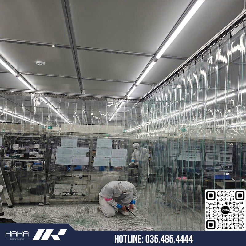 Thi công lắp đặt rèm nhựa ngăn lạnh tại nhà máy Optron Thi công lắp đặt rèm nhựa ngăn lạnh tại nhà máy Optron